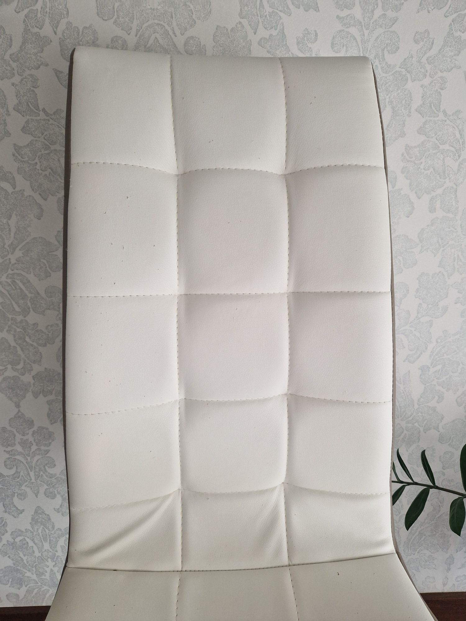 Conjunto de 8 cadeiras de mesa de jantar