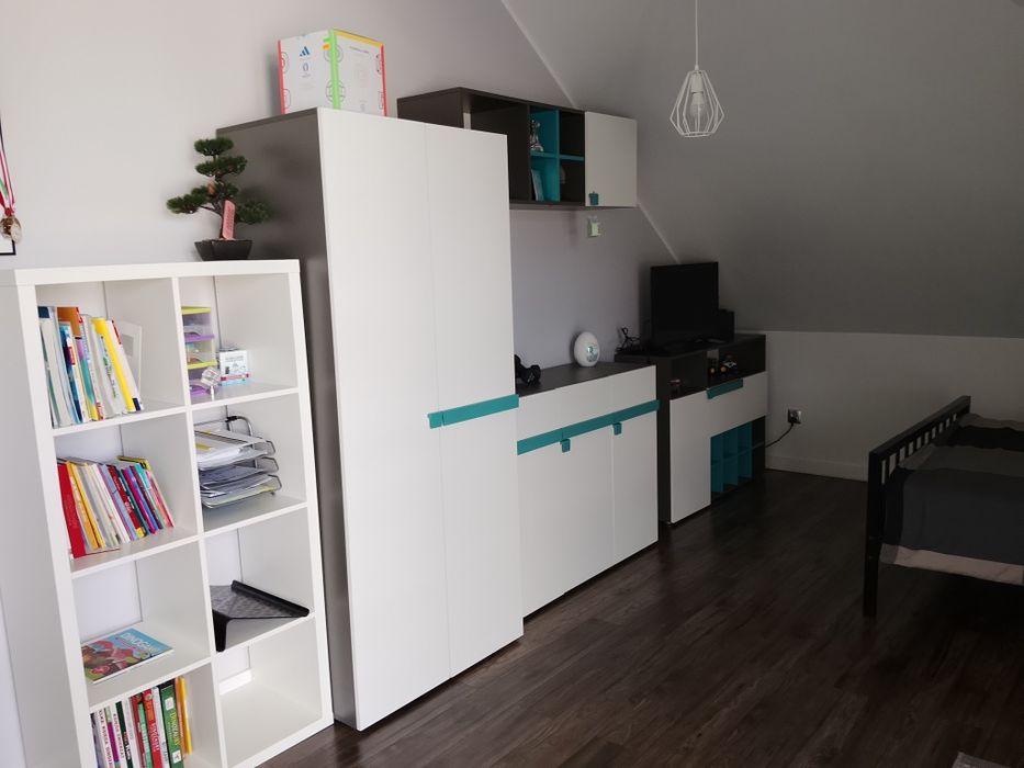 Meble młodzieżowe łóżko 140 biurko