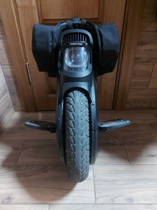 Моноколесо Inmotion v11