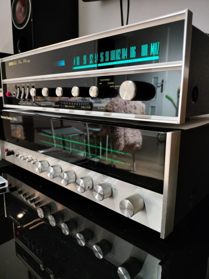 Harman Kardon 330c