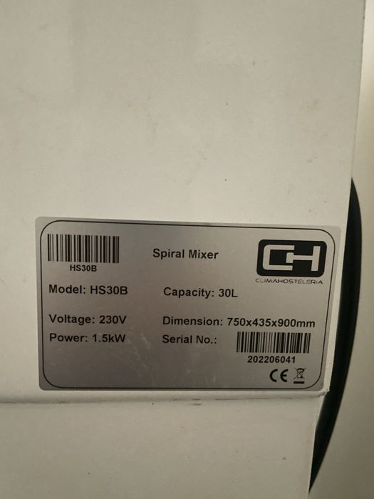 Massadeira – Spiral Mixer 30L – 750x435x900
 ( como nova)