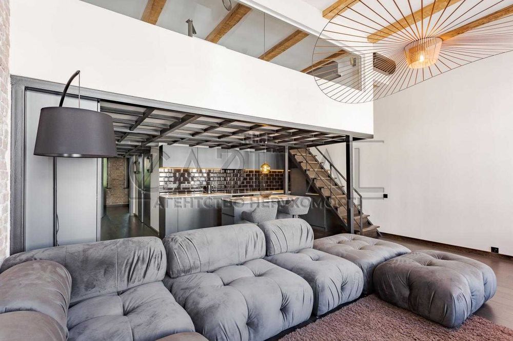 Оренда Квартири Сагайдачного Петра, Поділ