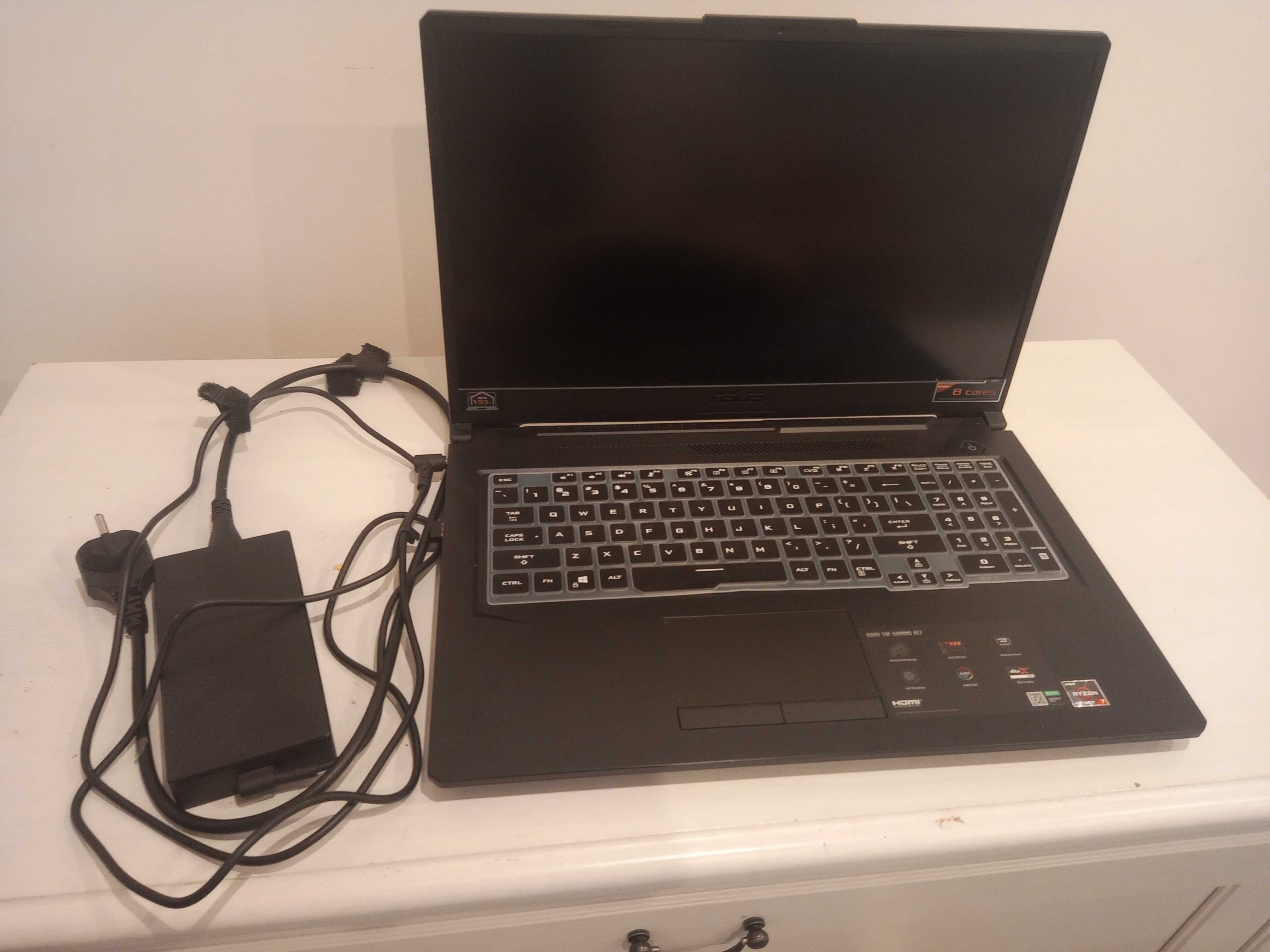 Mocny laptop ASUS TUF Gaming A17 FA706 + bonusy