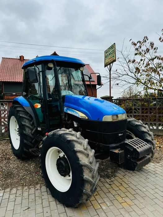 New Holland TD5050  New Holland TD5050 rok 2011 mały zwinny 95kM