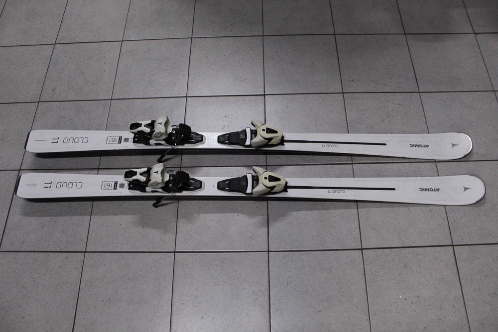 Narty ATOMIC CLOUD 11 161 cm + wiązania Atomic