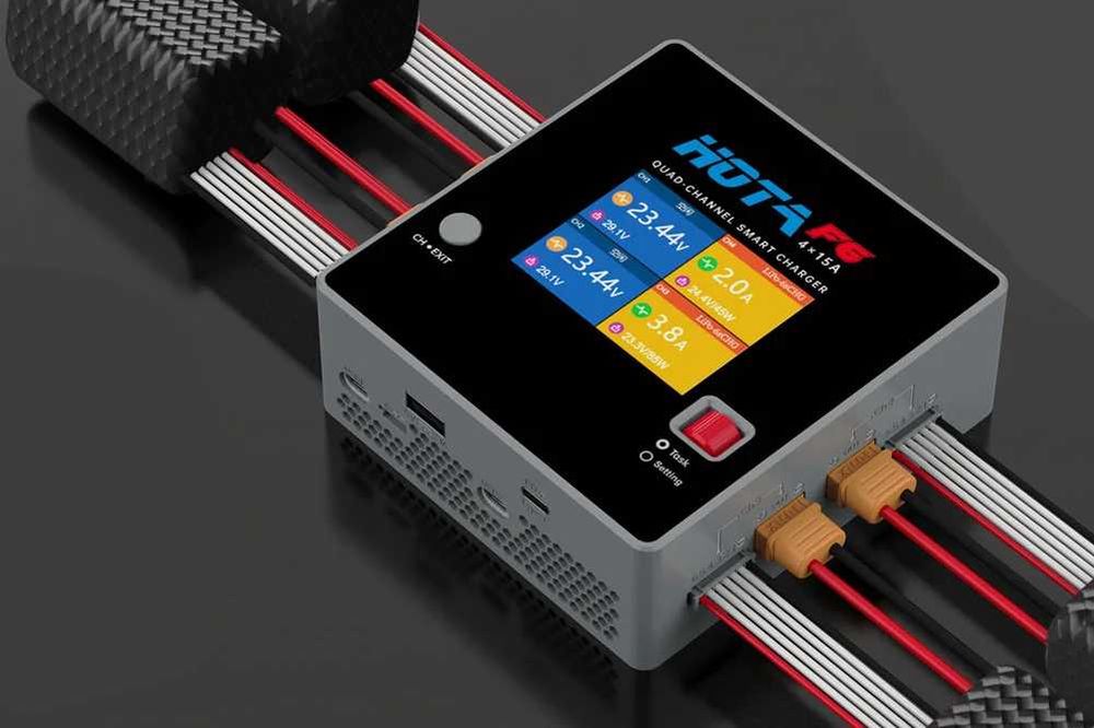 Зарядний пристрій HOTA F6 (4x DC 250W) FPV фпв акумулятори