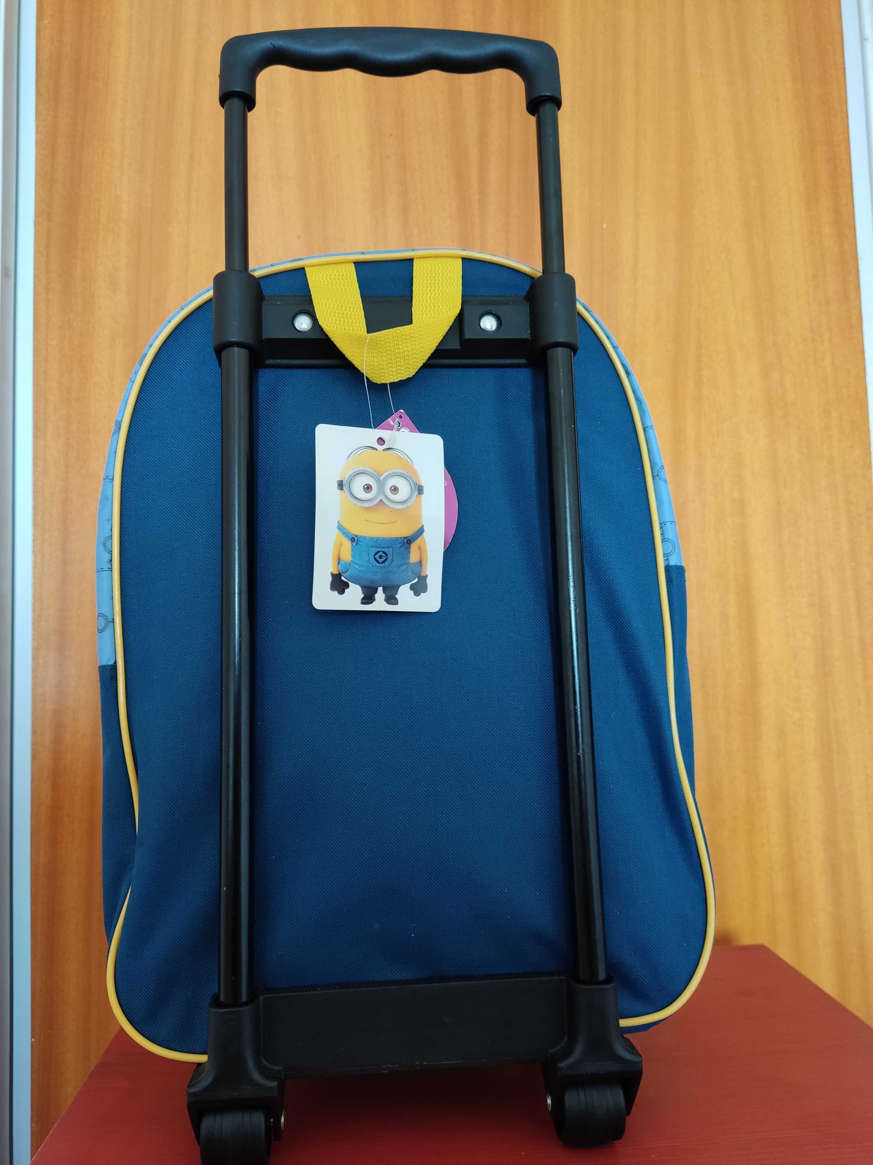 Troley Minions com portes incluídos