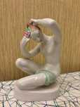 figurka naga kobieta z kwiatem AQUINCUM vintage prl retro  art deco