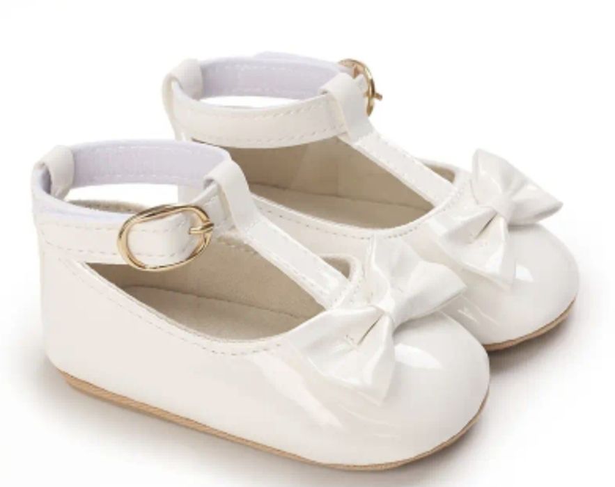 Ubranko do chrztu plus opaska I buciki