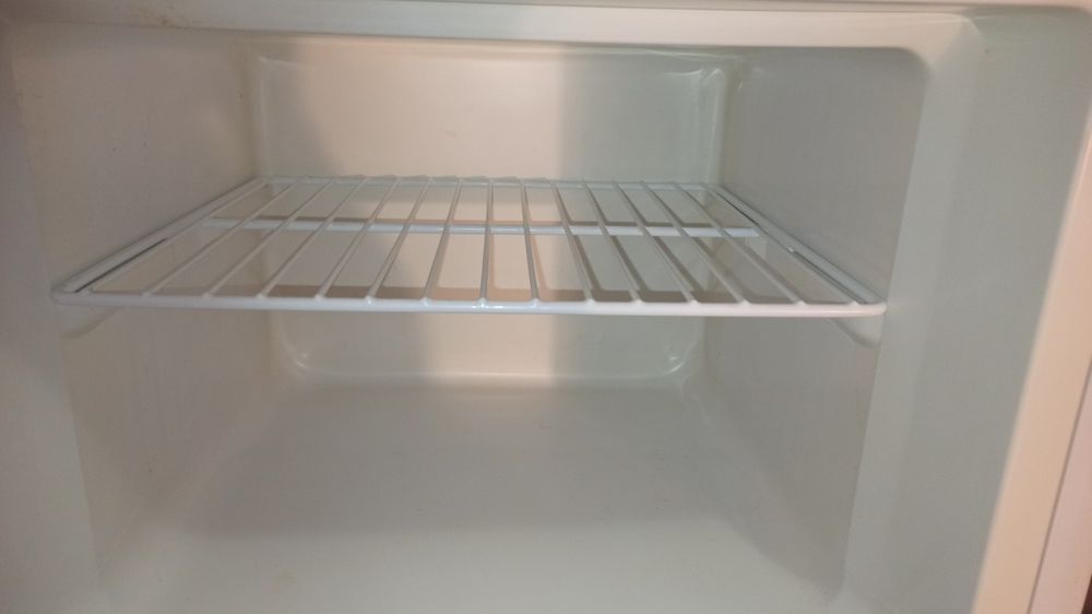 Холодильник Elenberg. Ідеальний стан