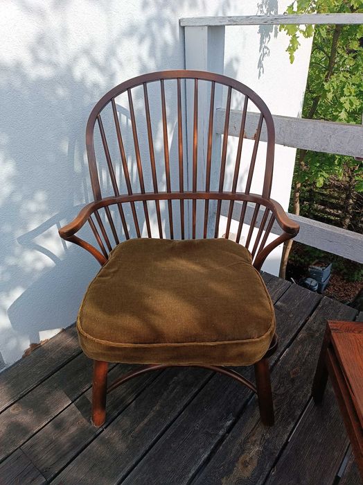 Krzesło fotel naturalne drewno, bardzo stare, eleganckie