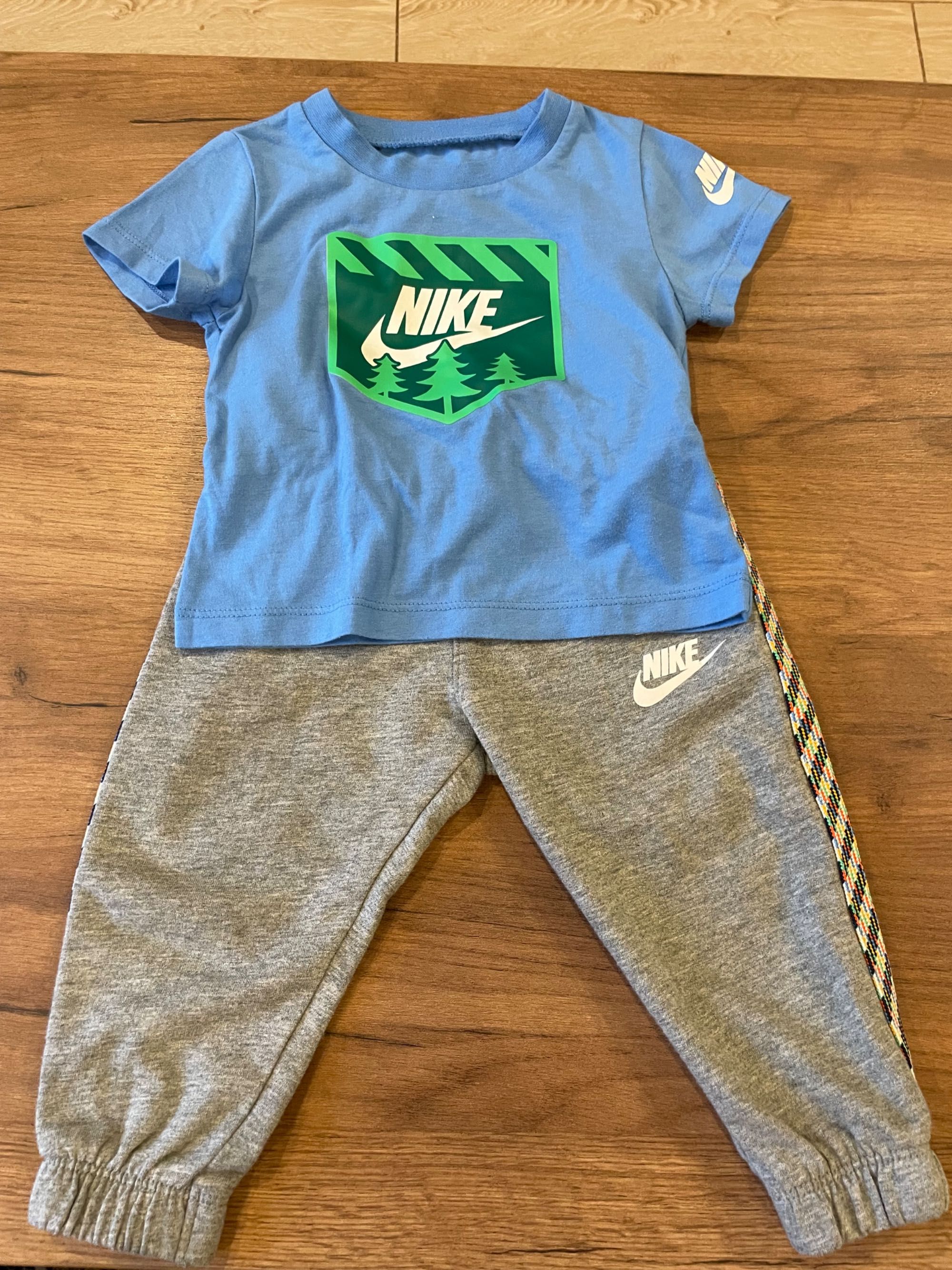 Dres Nike rozmiar 74-80