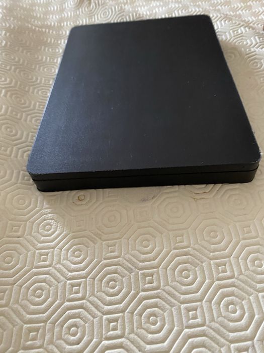 Coleção completa Pins Bandeiras de Portugal, com estojo