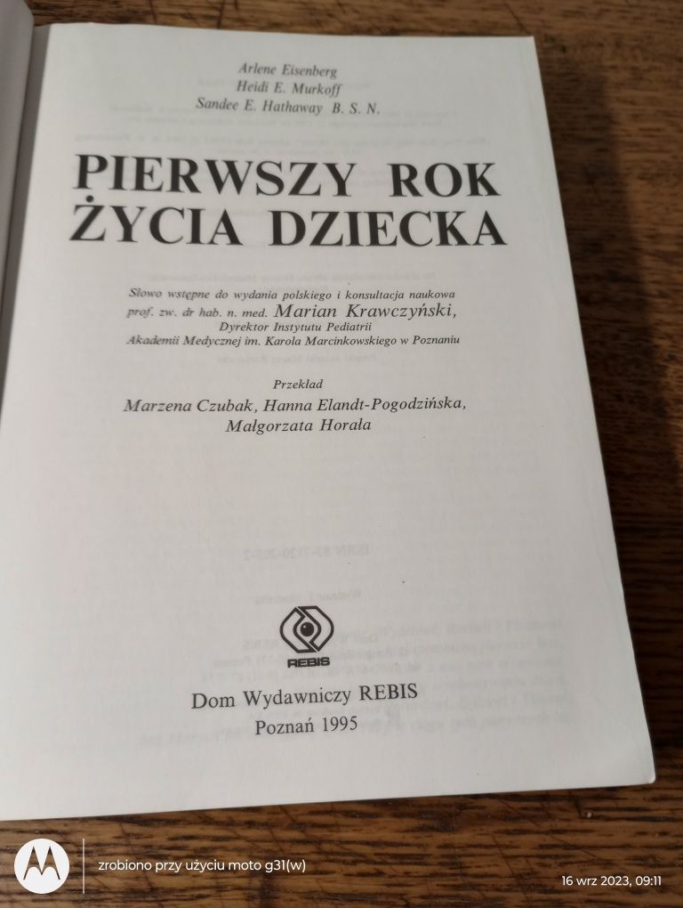 Pierwszy rok życia dziecka. Arlen Ejsenberg...