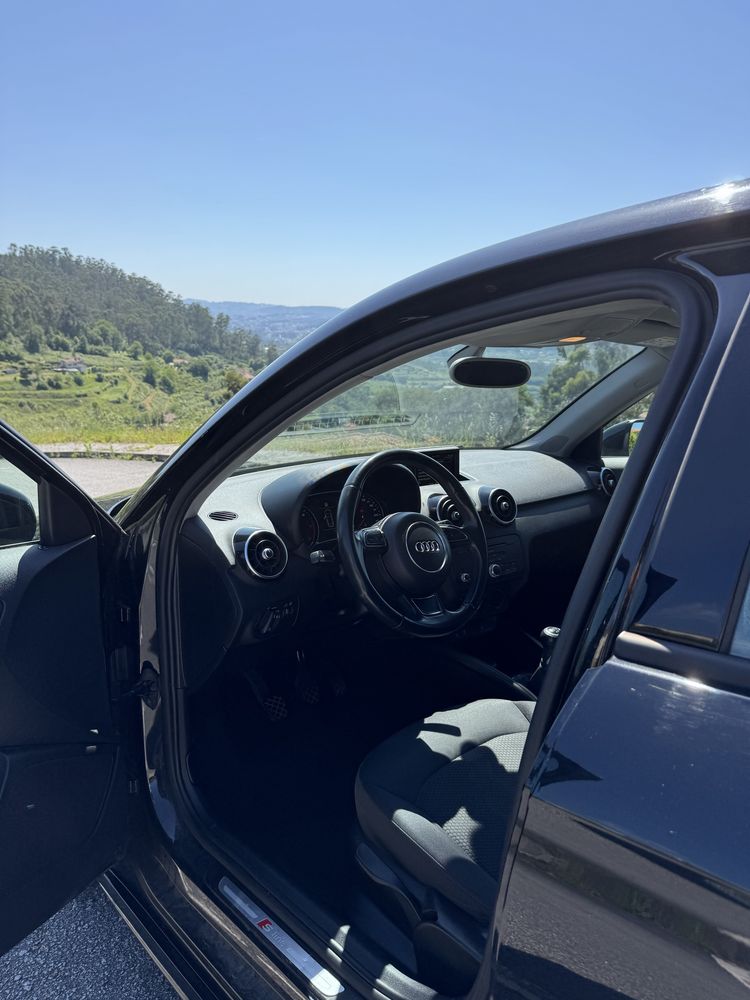 Audi A1 Sportback 1.6TDI S-Line