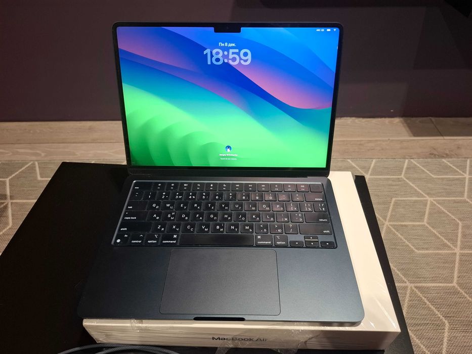Macbook Air M2 256/16Gb