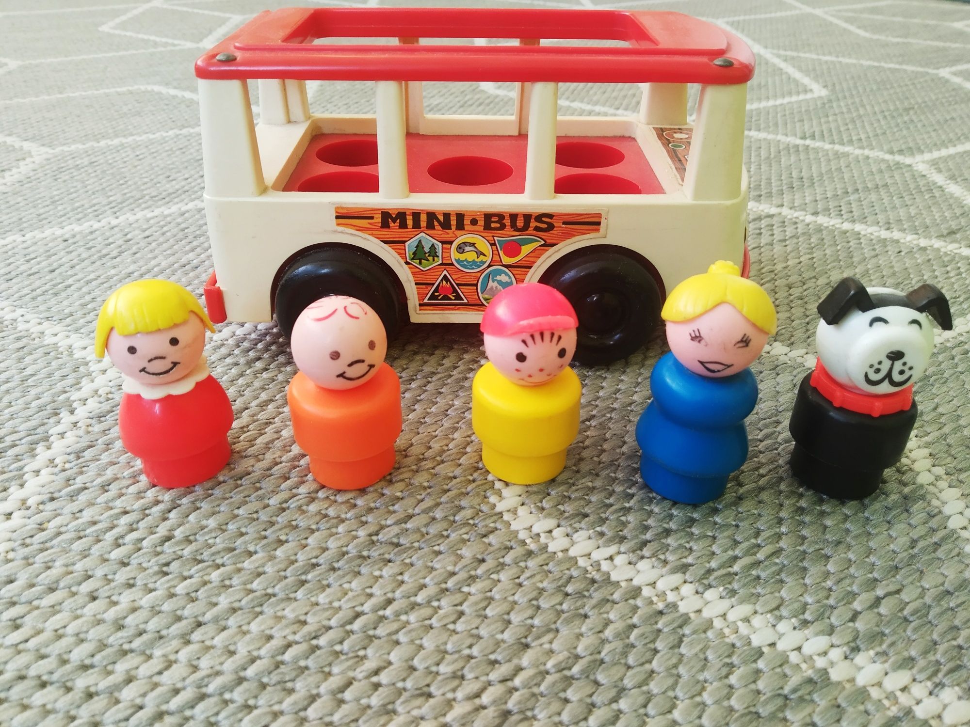 Mini bus Fischer Price 1969 r. - zabawka kolekcjonerska