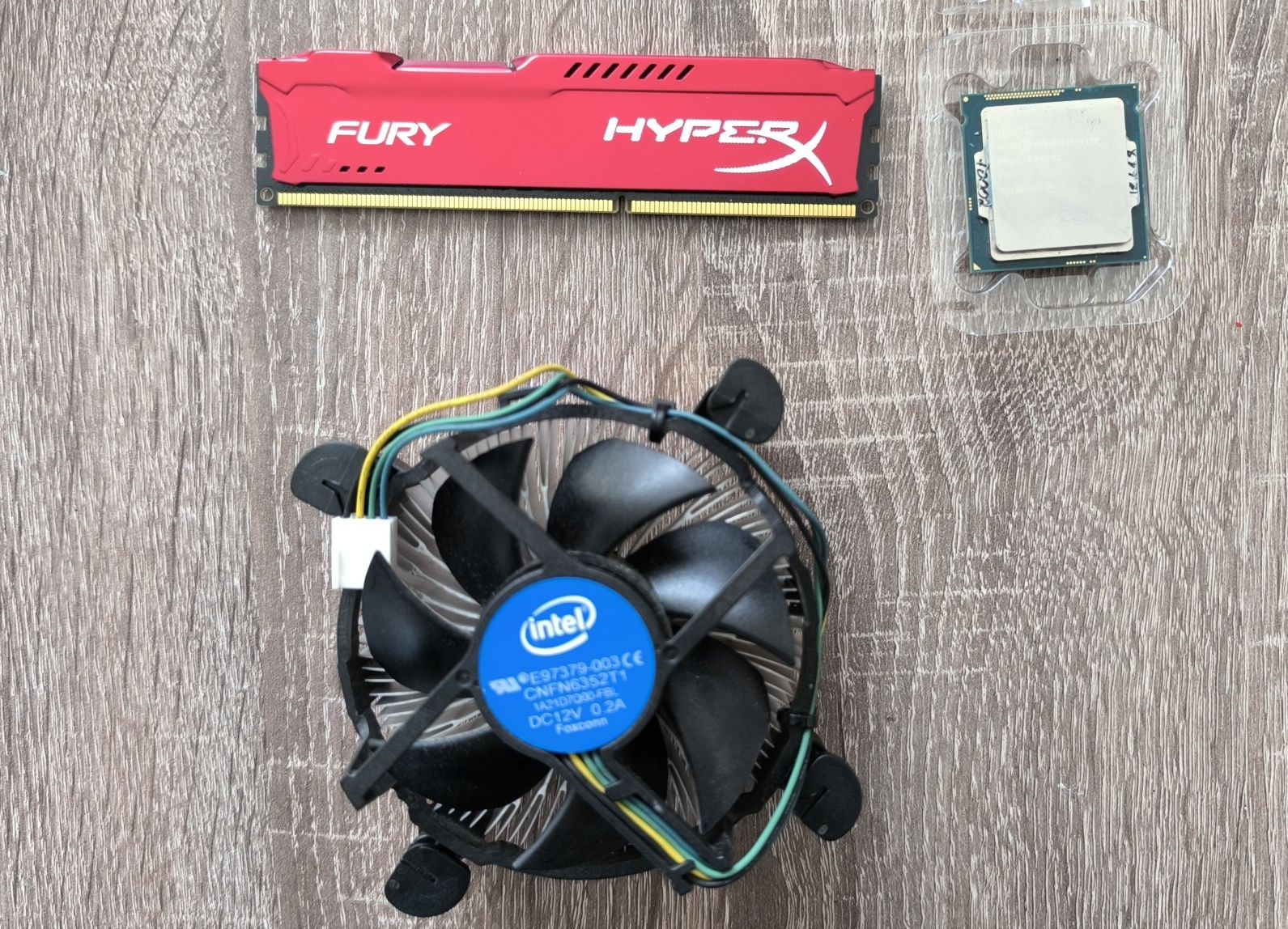 Комплект i3-4170+куллер+оперативная память ddr3 на4gb