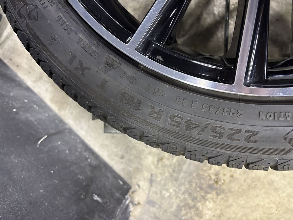Felgi Mercedes z oponami