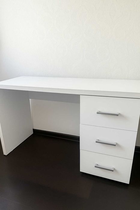 Białe Biurko Agata Meble Używane