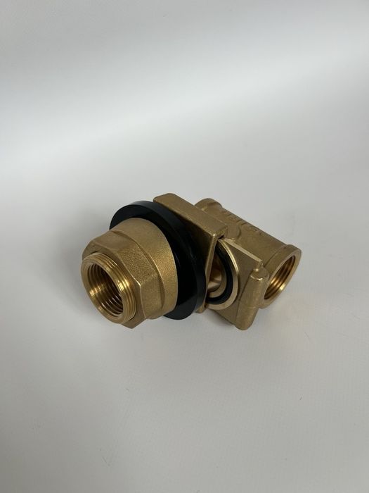 Скваженный адаптер в наличии.