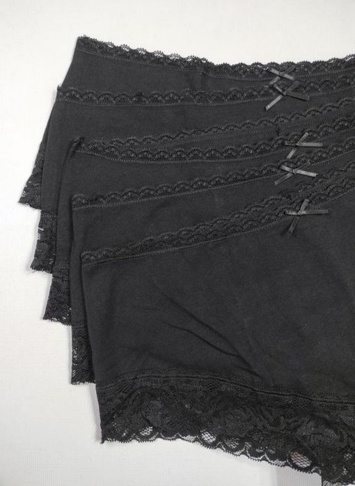 Жіночі трусики бренду Esmara