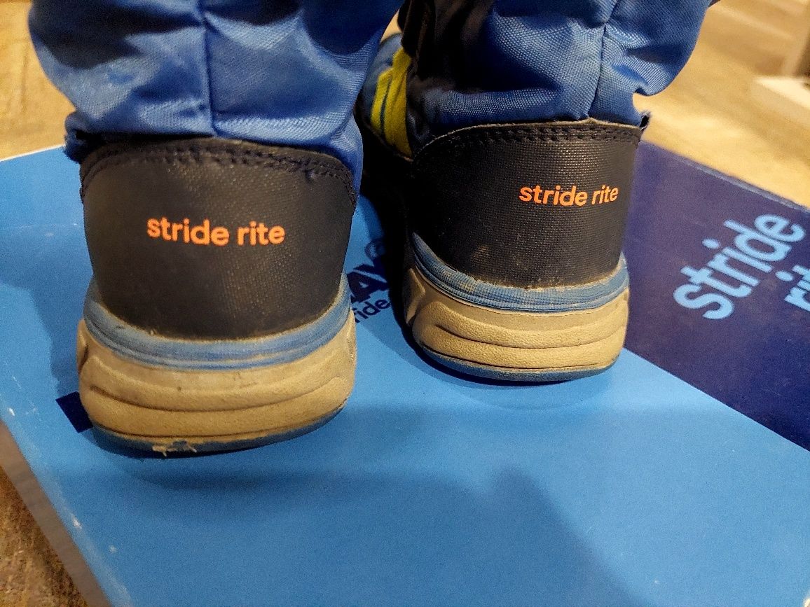 Ботинки, чоботи Stride rade