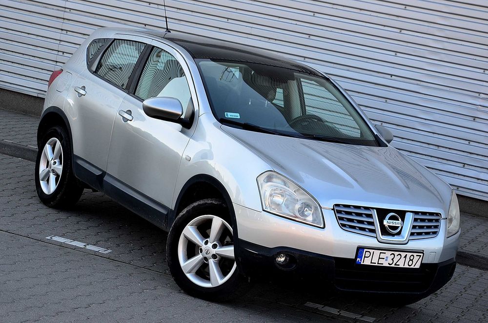 Nissan Qashqai 2.0 Benzyna*4x4* Panorama* Kamera Cofania* Hak *Zadbany
