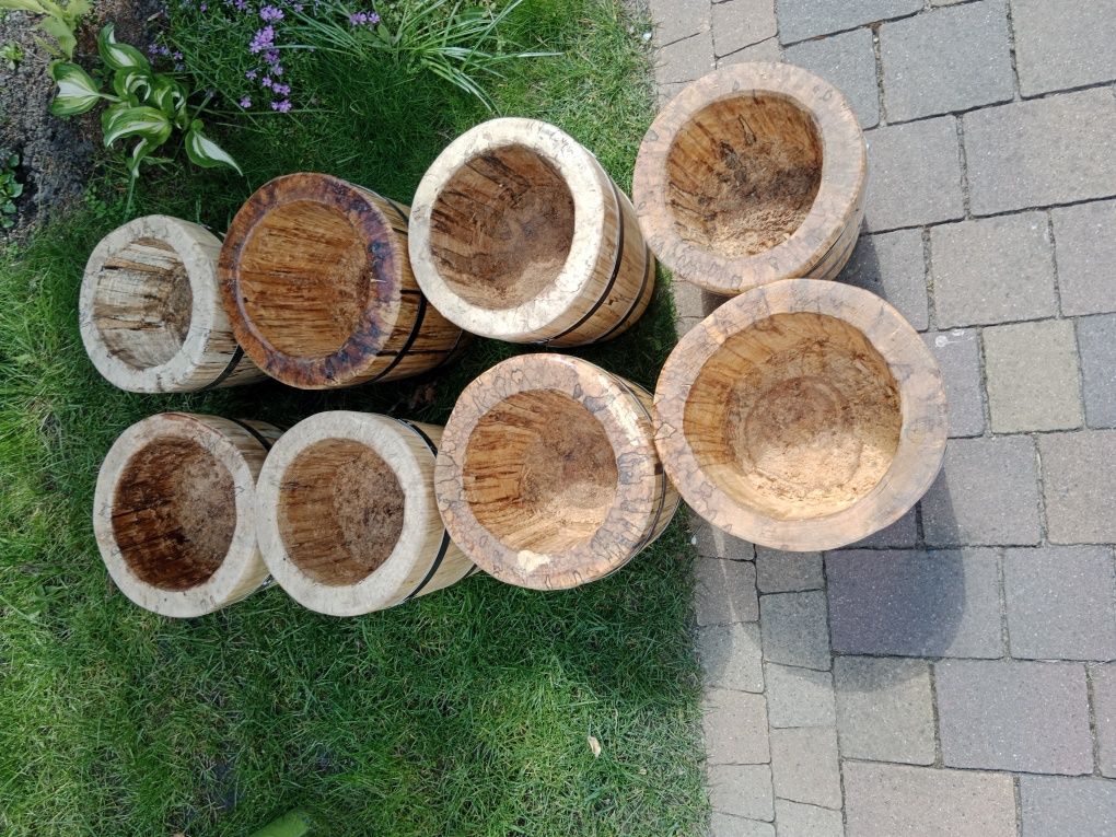 Drewniane doniczki