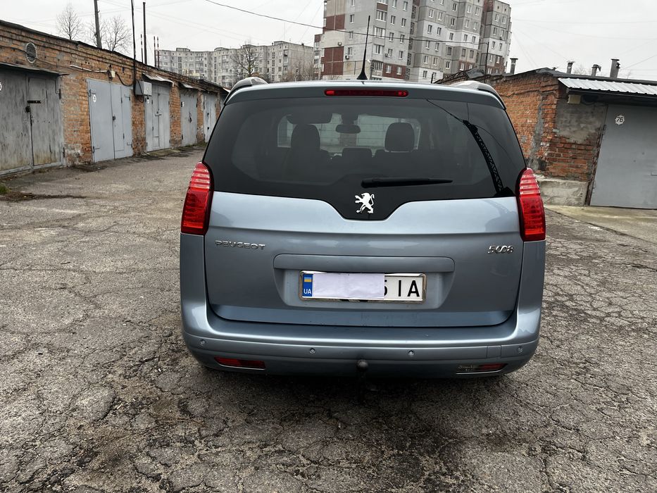 Продам хороше сімейне авто