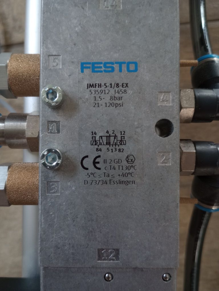 FESTO Siłownik pneumatyczny,Zawór elektromagnetyczny