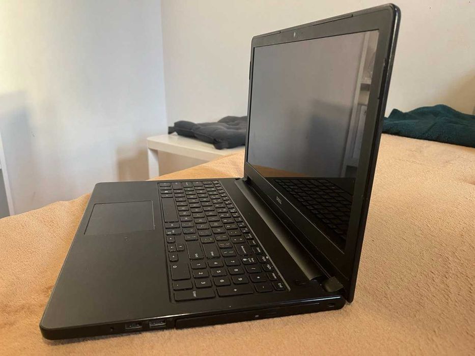 Laptop DELL używany