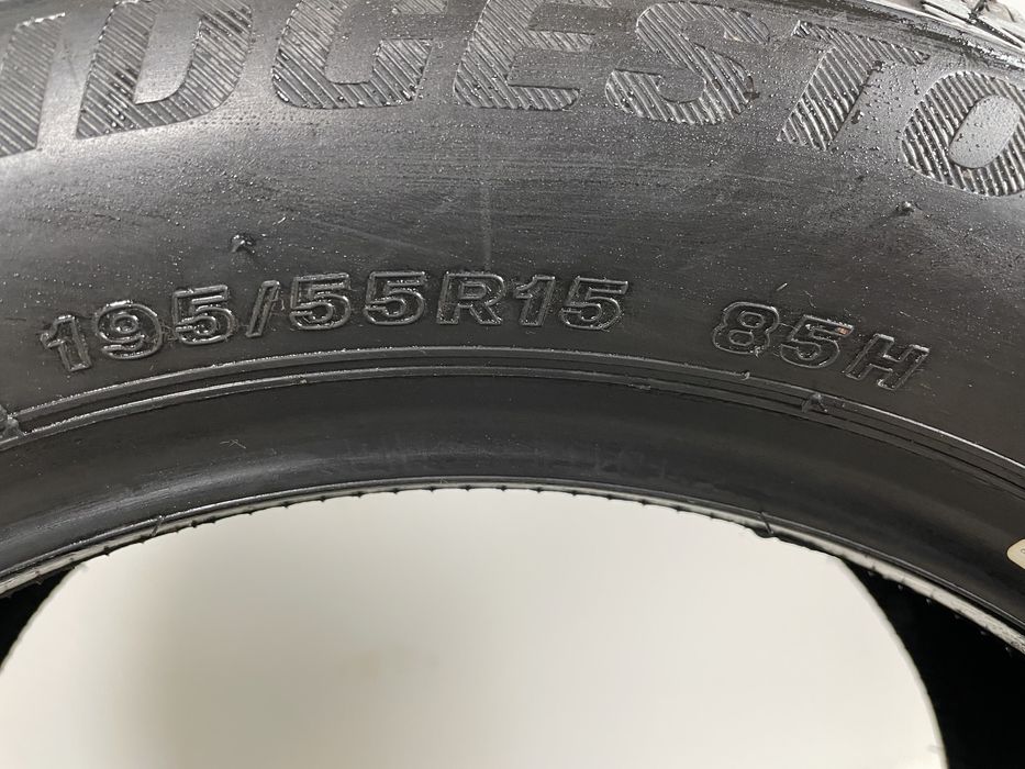 195/55R15 85H Bridgestone Blizzak LM001