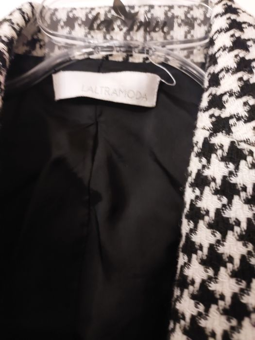 Krótki żakiet w popitkę taliowany - marynarka