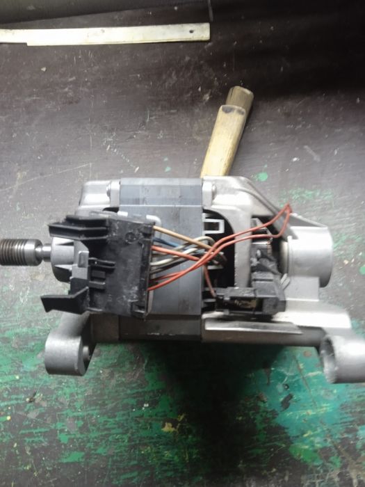 Електромотор для посадки ZANUSSI