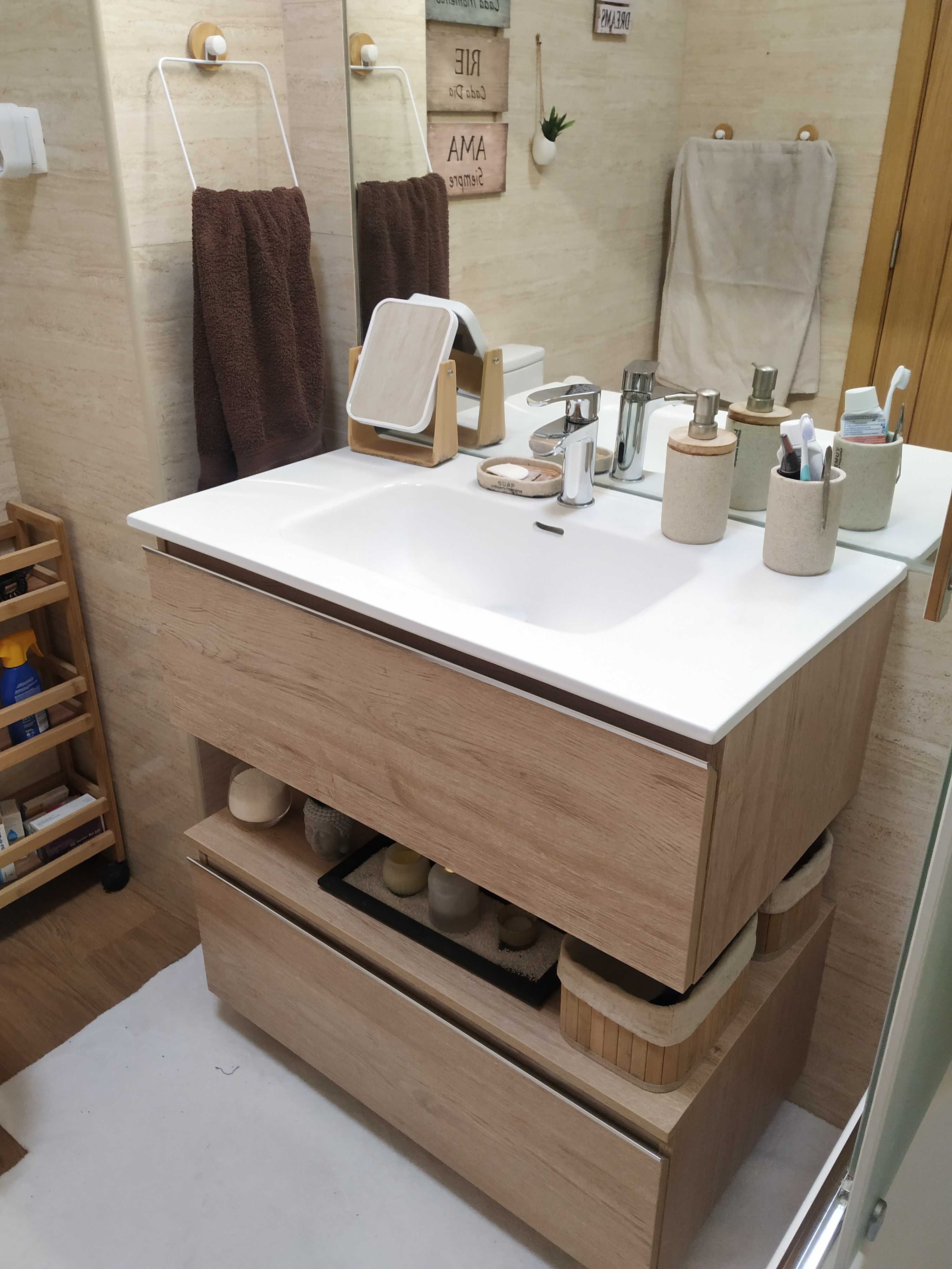 Arrendamento de apartamento t2 na rua Tó Quim Barreto, 3