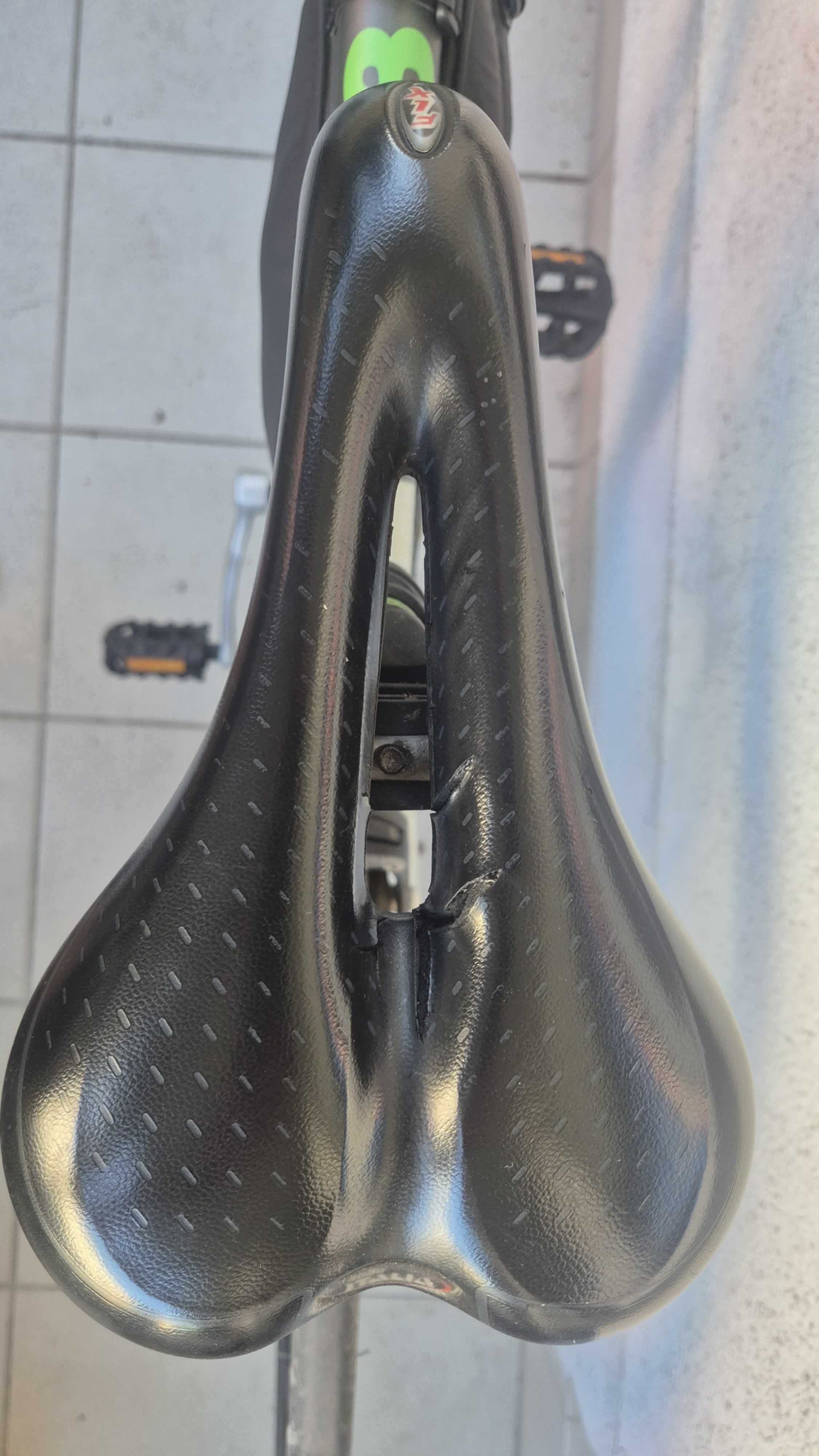 Rower miejski/szosowy/fitness BTWIN FIT3 Grey 57
