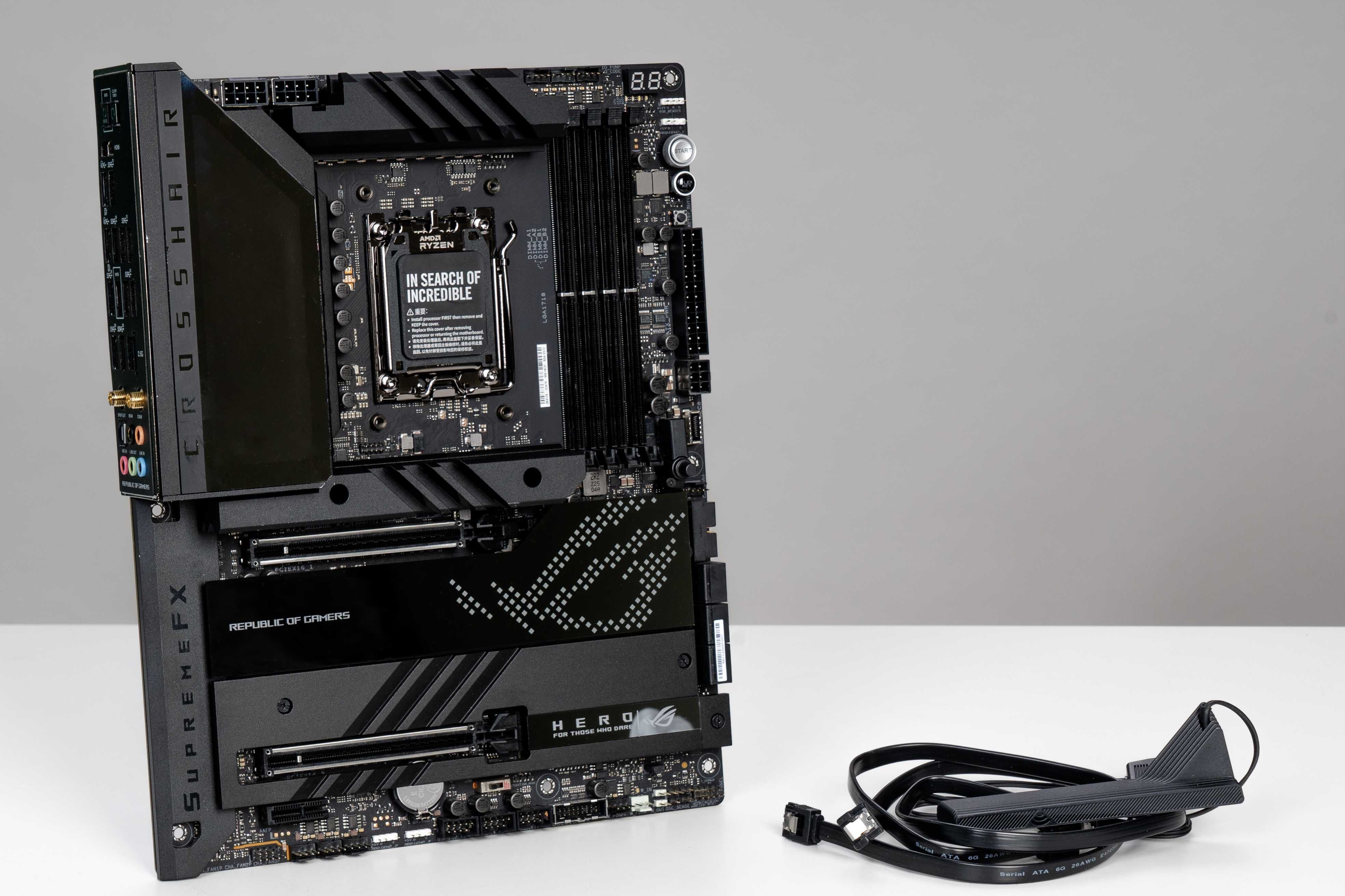 Материнська плата Asus CROSSHAIR X670E HERO WiFi/Гар 3 міс/SiliconFox