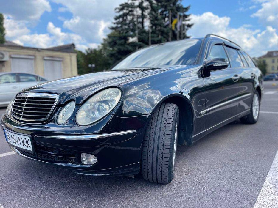 Mercedes-Benz E-Class 2003 S211