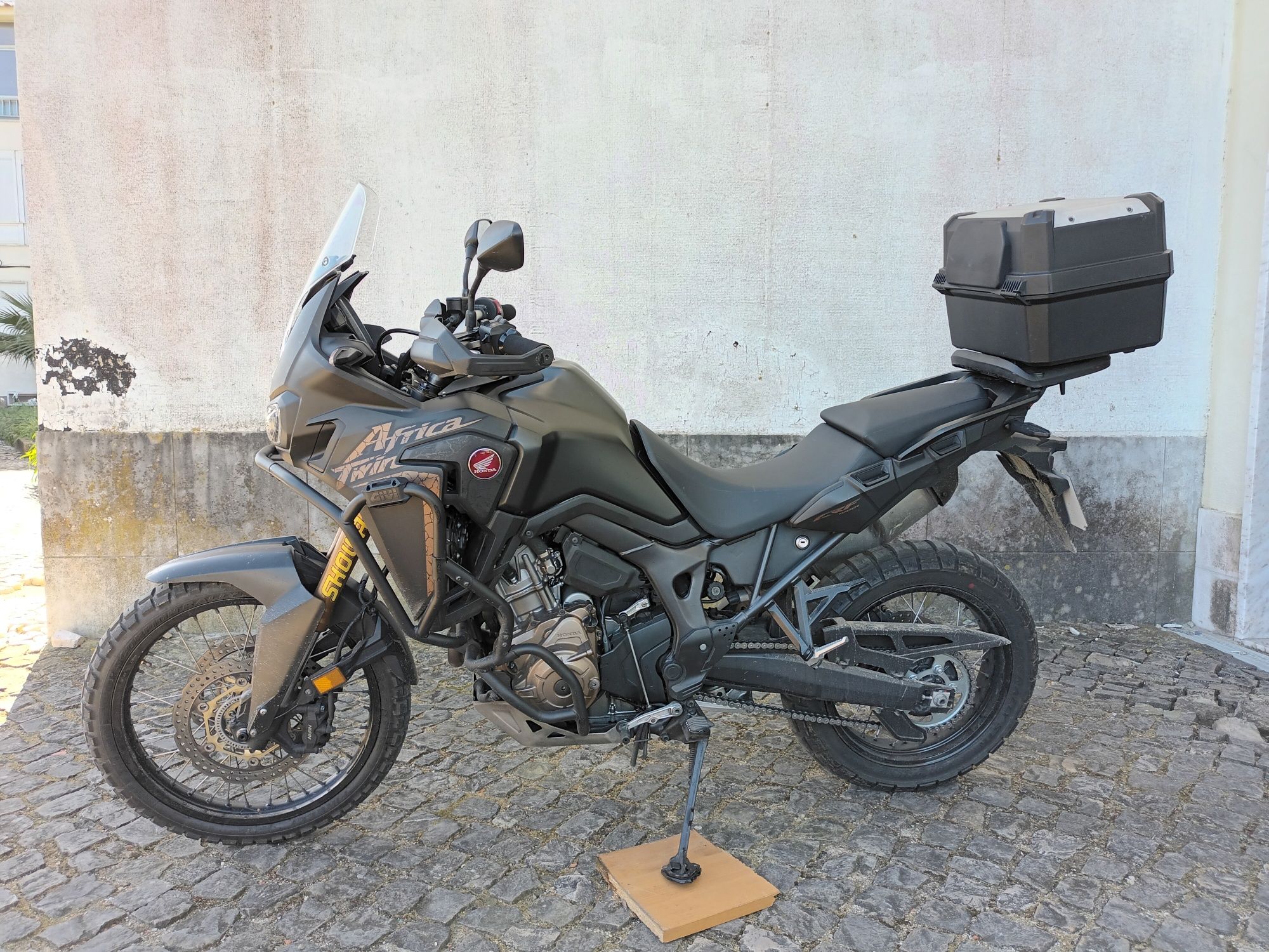 Africa twin crf1000l 2019 fullextras