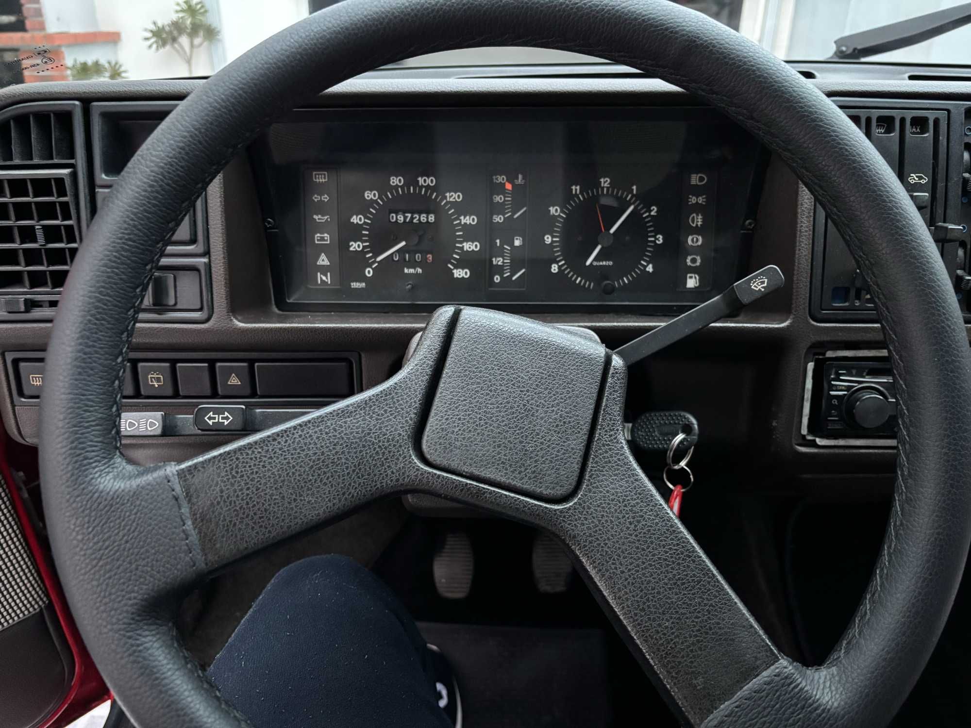 Vendo ou troco Fiat Ritmo 70 CL - Restaurado em Ótimas Condições