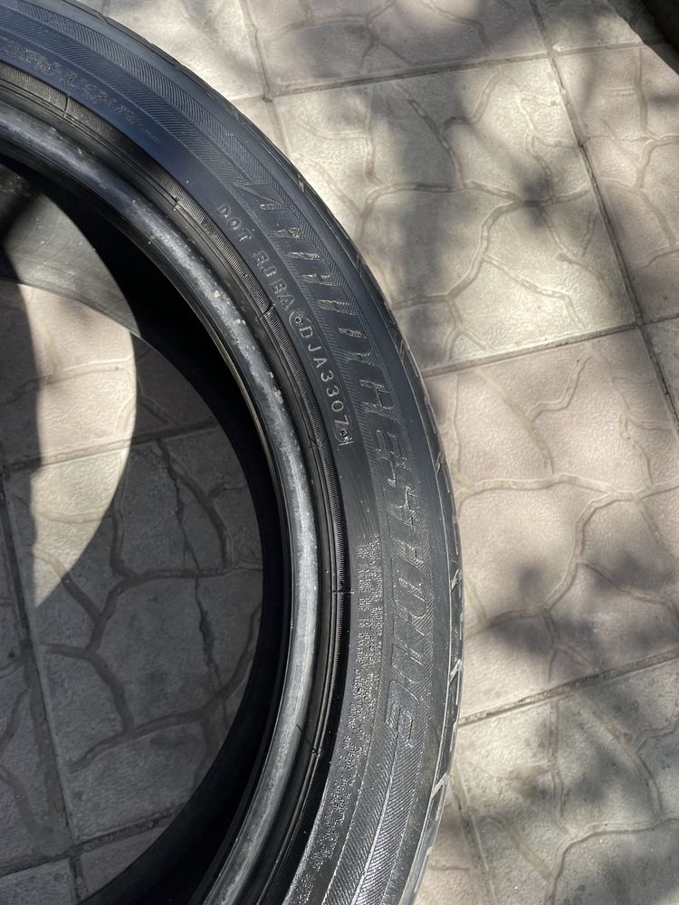 Пара Bridgestone 275/40/20