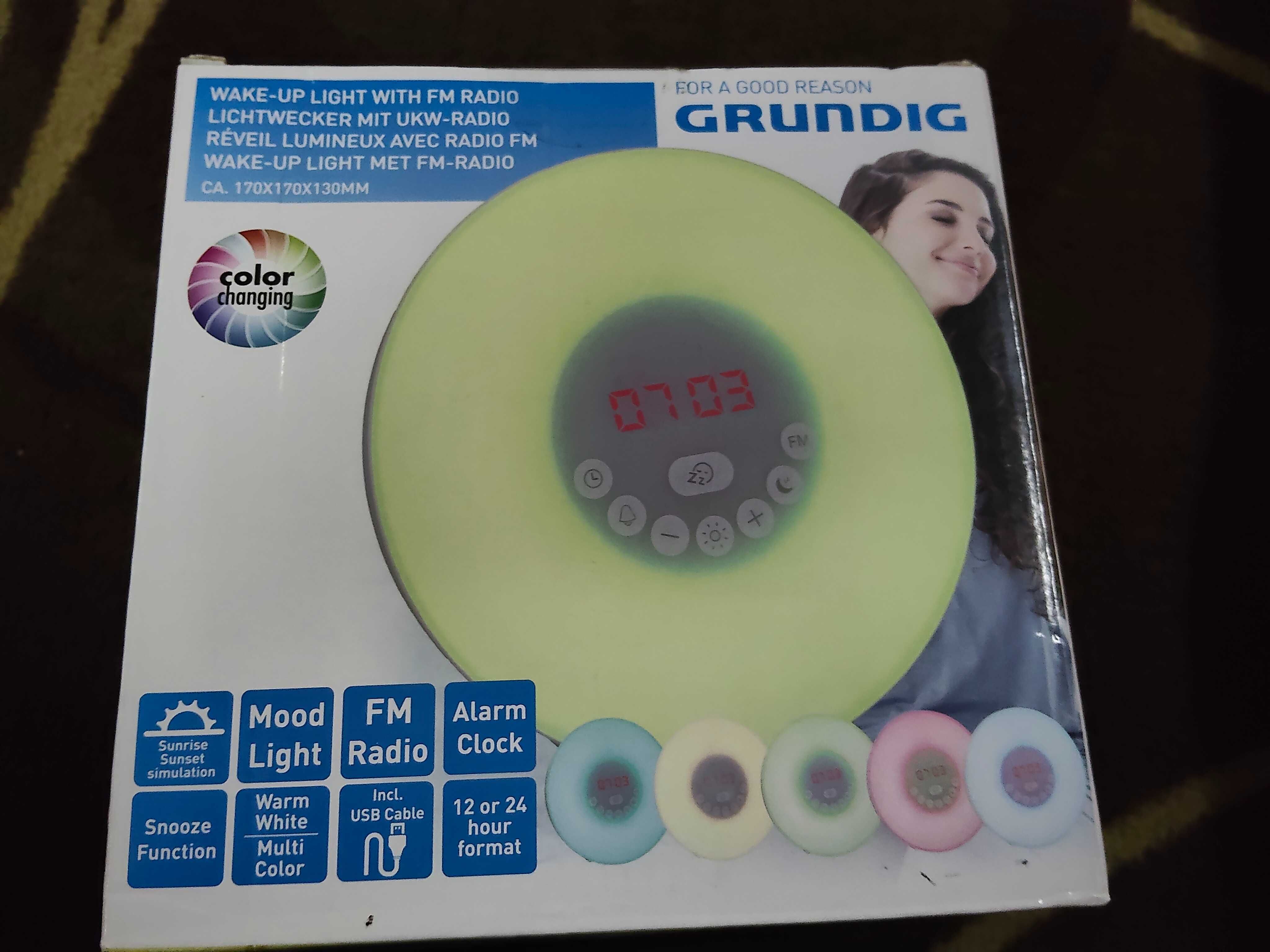 Despertador com radio multicolor _ grundig