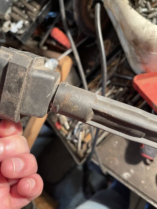 Катушки зажигания mercedes 140,s220,s221 0 221 504 001