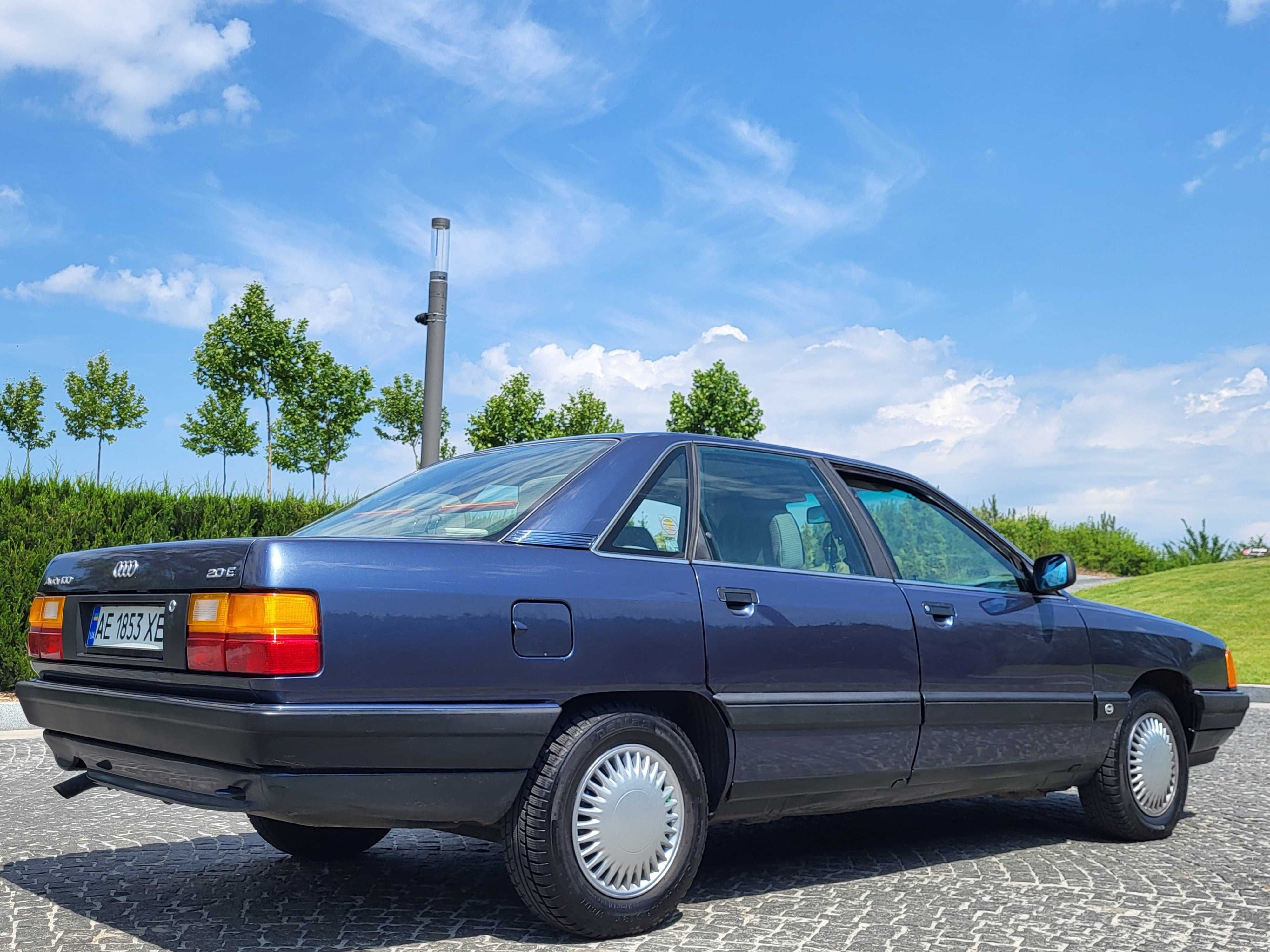 Audi-100- 2Л Очень редкое состояние КОНДИЦИОНЕР