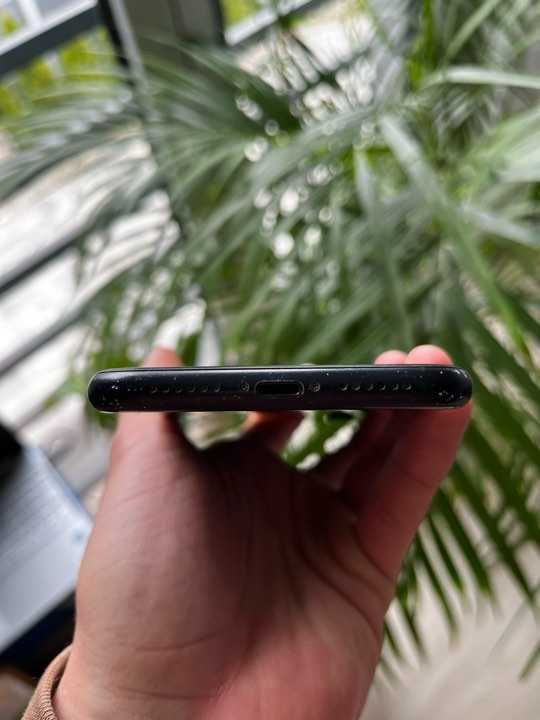 Iphone XR 64GB Czarny