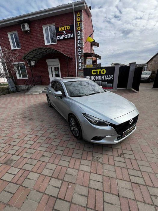 Пропонуємо авто в оренду Мазду 3 2017року,або під виплату