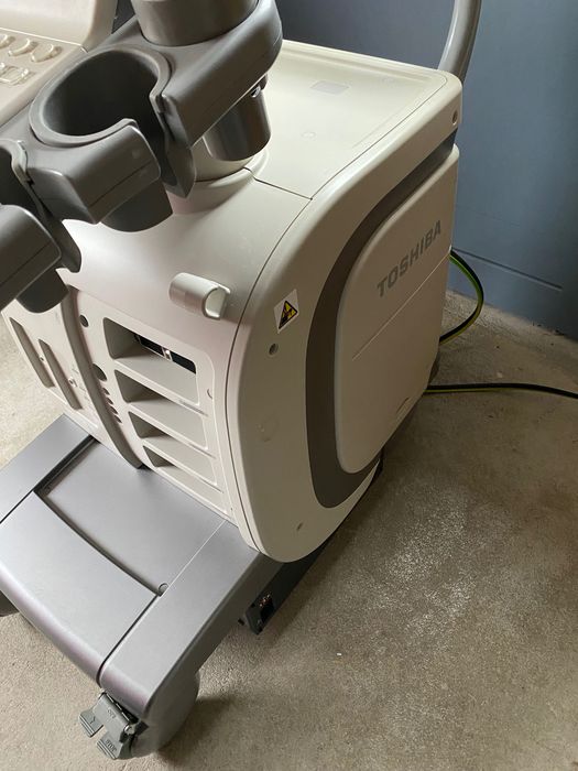 Продам УЗД (УЗИ) Toshiba Aplio 400