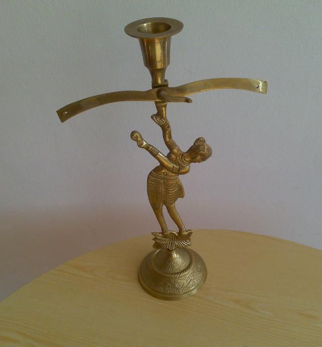 Oryginalny metalowy świecznik figurka wysokość 27 cm