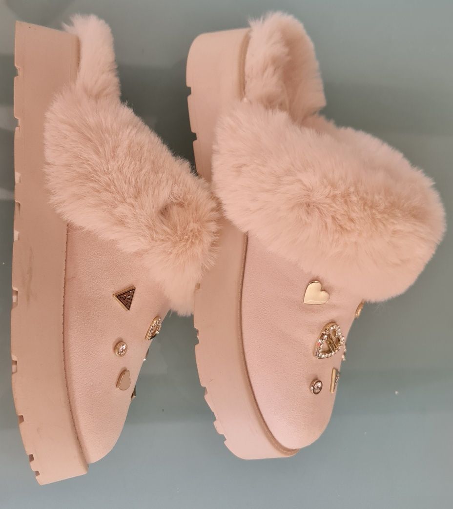 Botas Guess novas